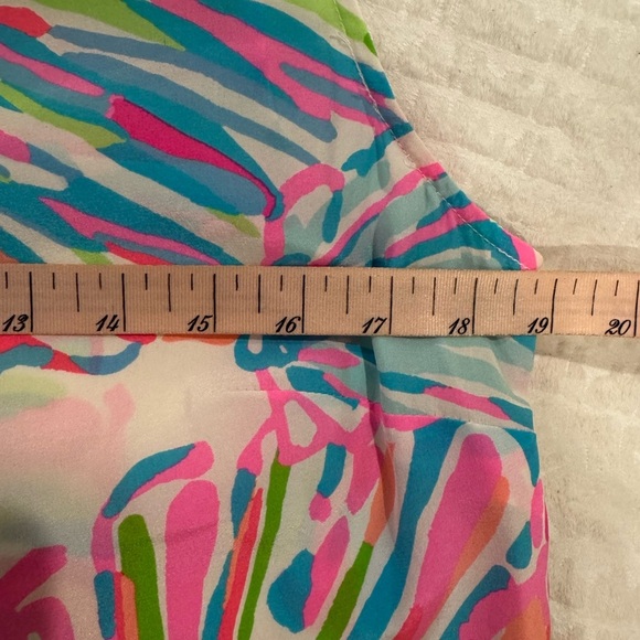 Lilly Pulitzer Stacey top shellabrate 100% silk sleeveless colorful vibrant - Picture 7 of 8